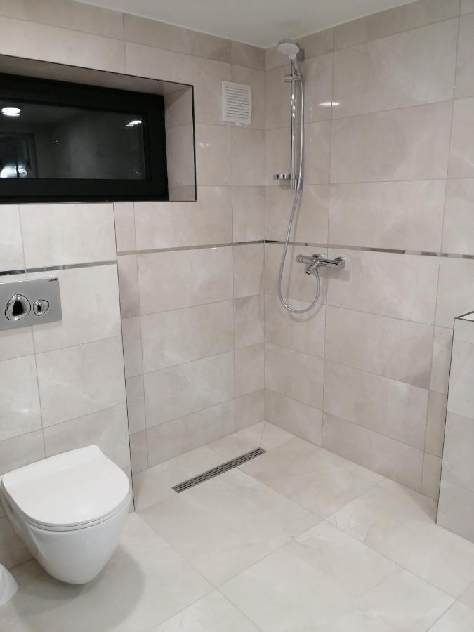 Luxury Apartment Private House And Parking Netflix Tartu Exterior foto