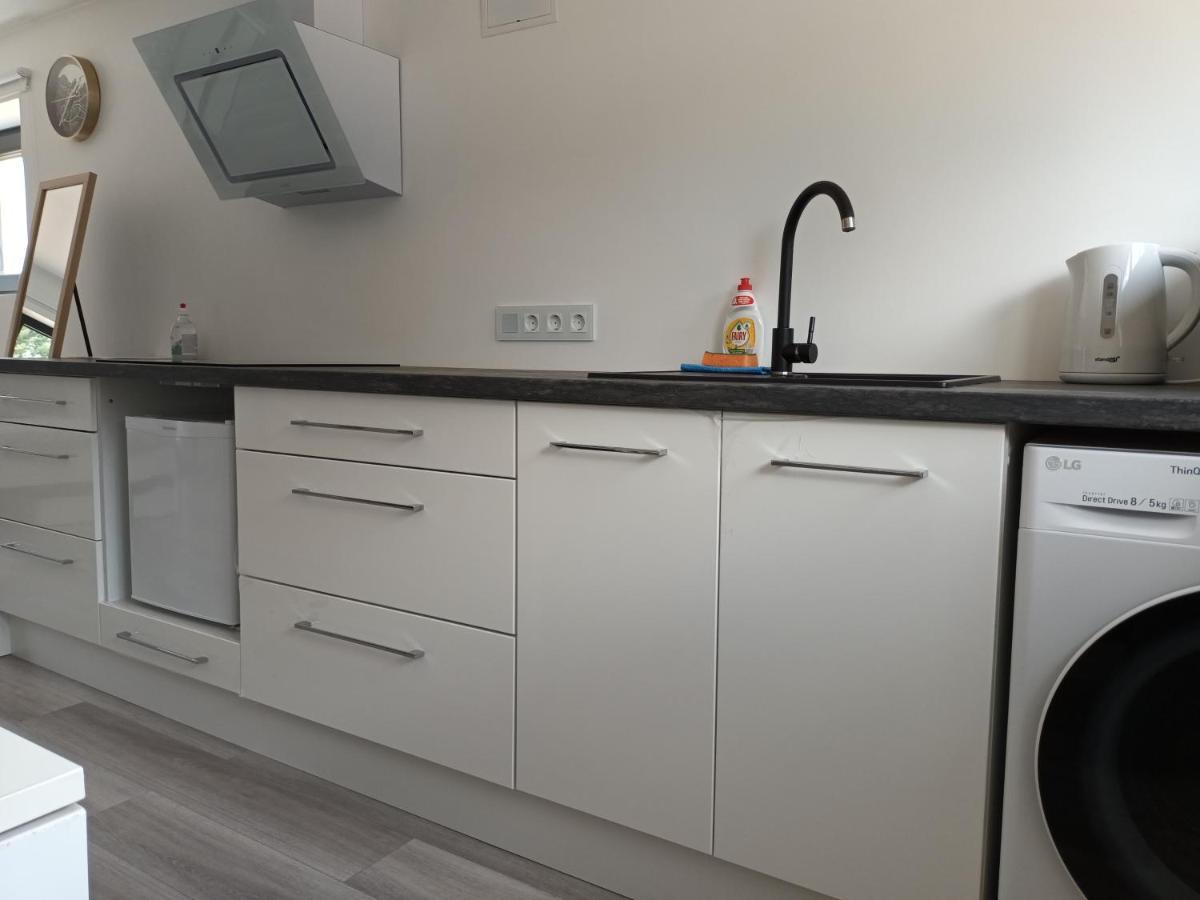 Luxury Apartment Private House And Parking Netflix Tartu Exterior foto